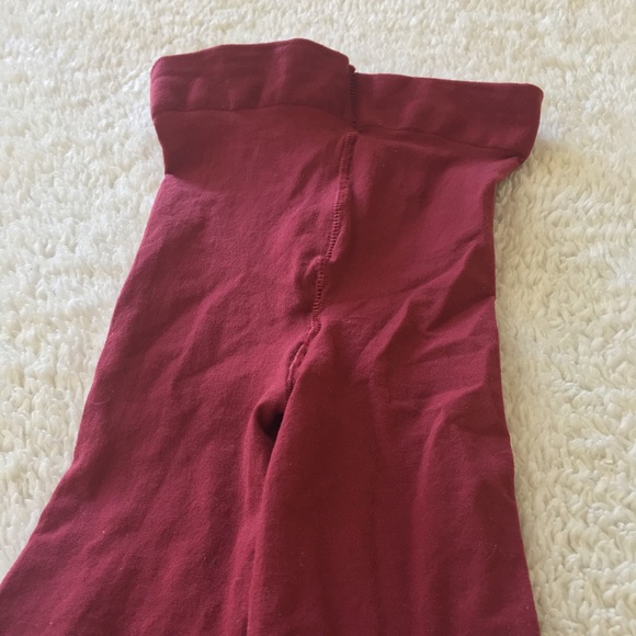 Emoda Maroon Tights ❤️ - Picture 2 of 3